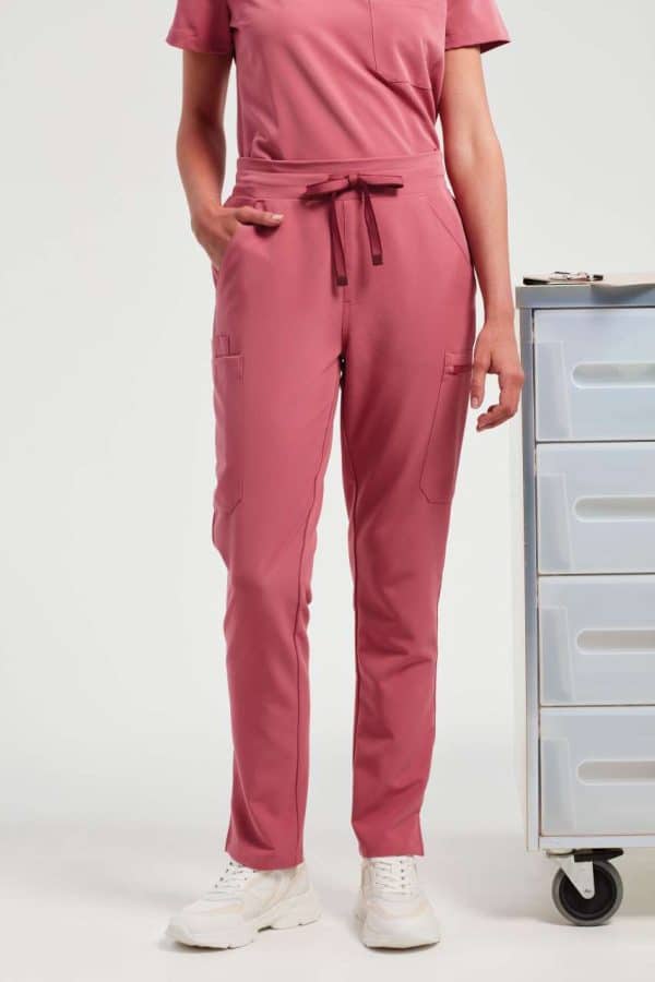 NN600 'RELENTLESS' WOMEN’S ONNA-STRETCHCARGO PANT