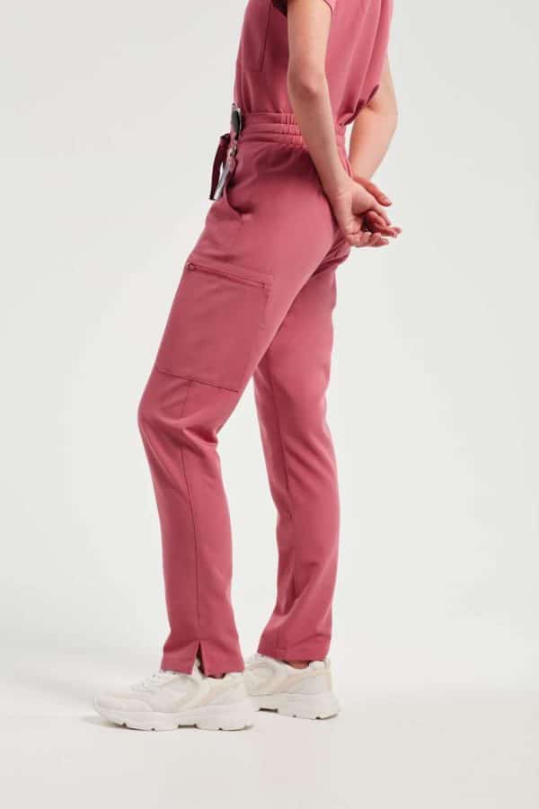 NN600 'RELENTLESS' WOMEN’S ONNA-STRETCHCARGO PANT
