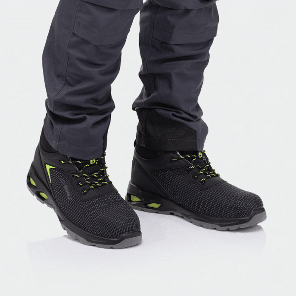 Hi work shoes with a toe cap SKYLER HI S3S